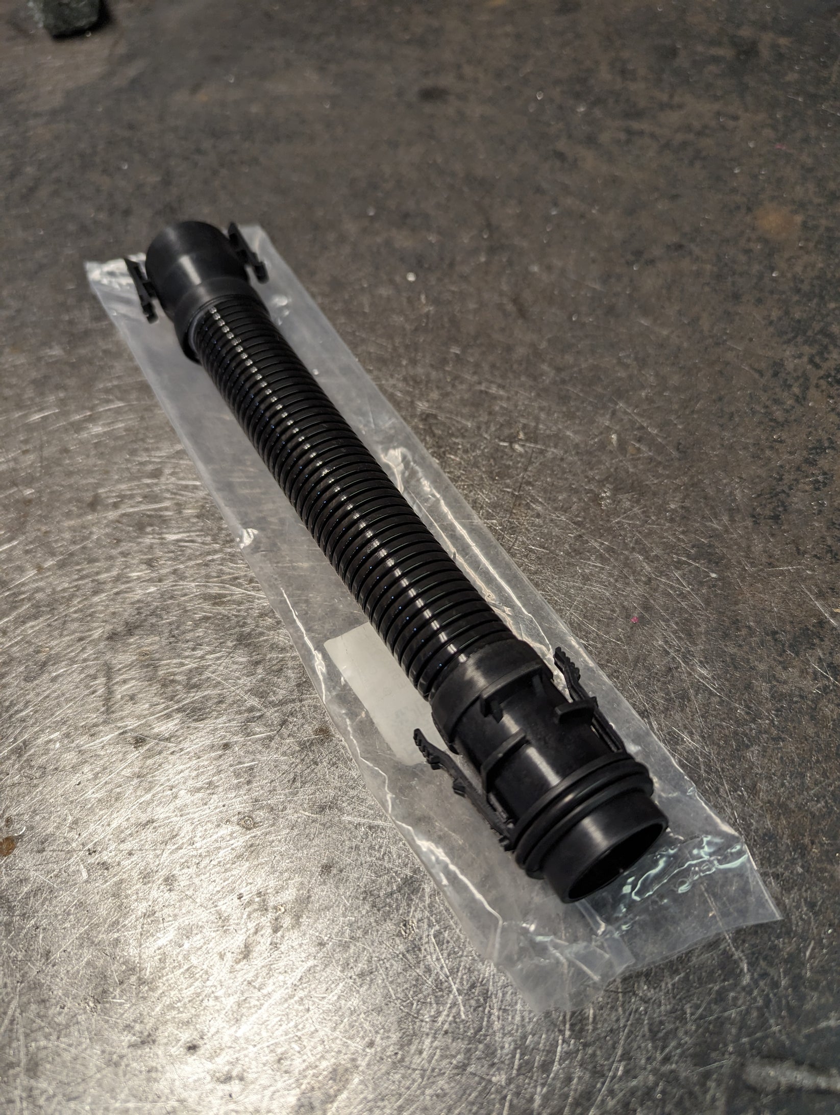 BMW CRANKCASE BREATHER PIPE N47/N57 Groovy Stance